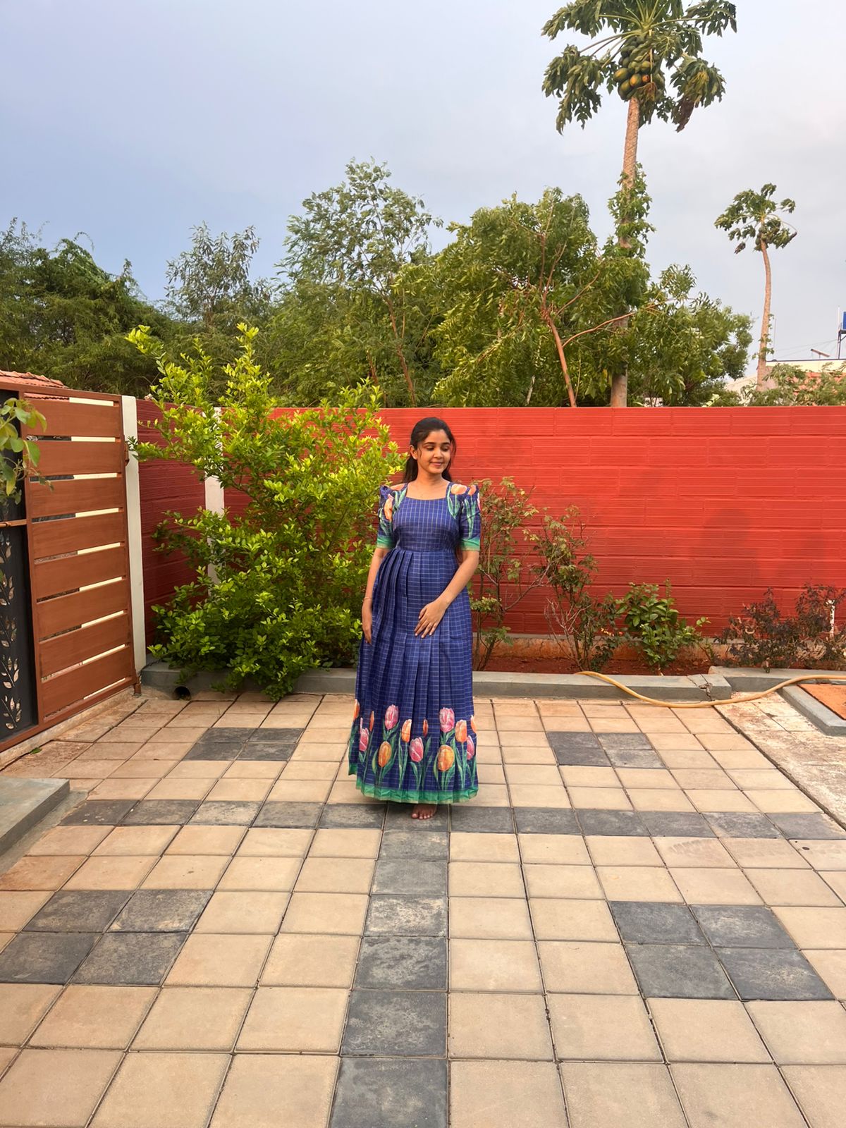 Semi tussar maxi
