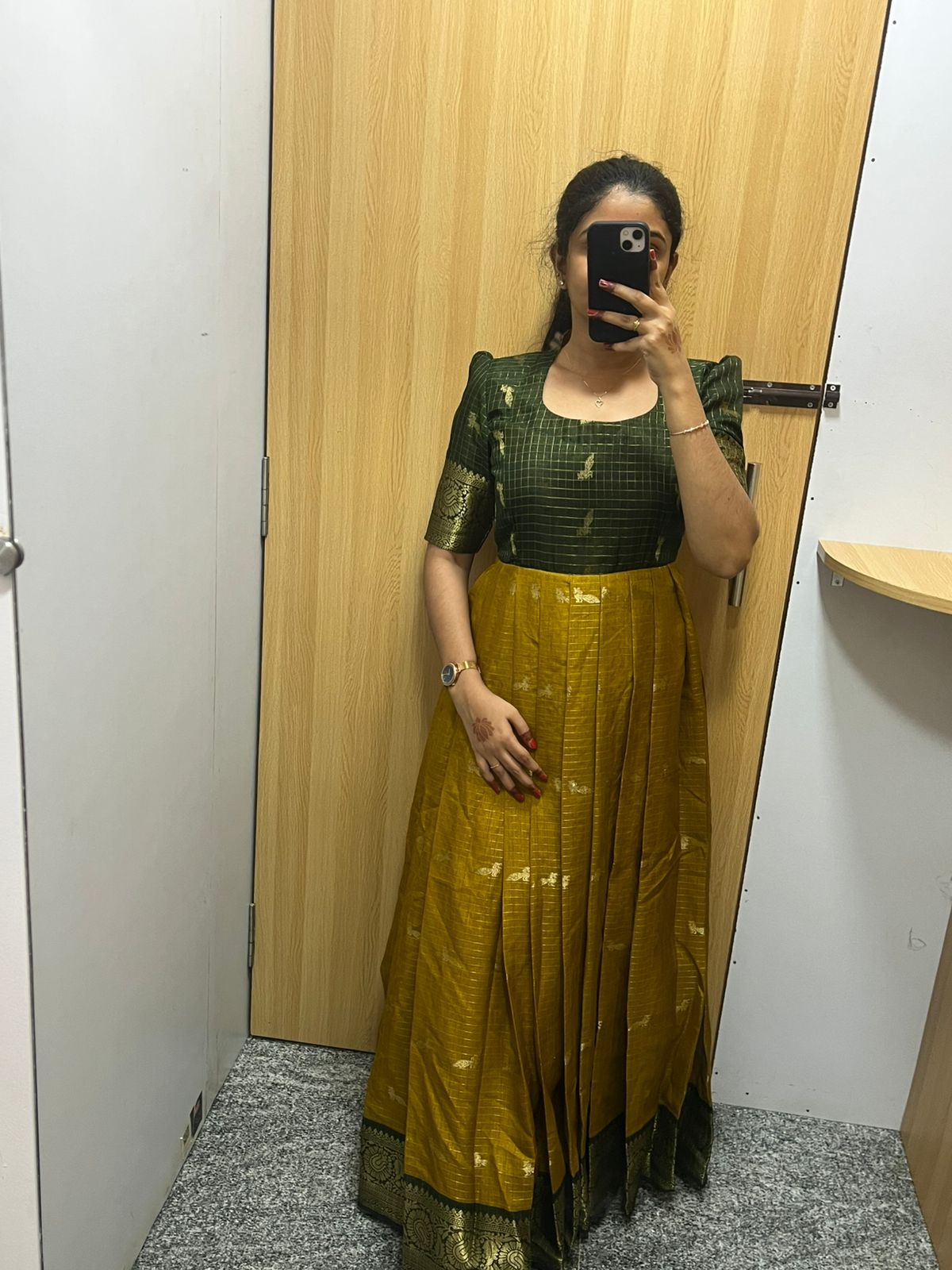Dola Silk Maxi